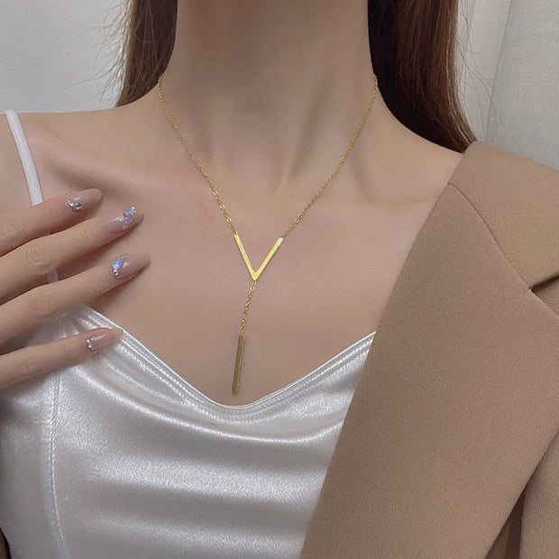 Elegant New V-shaped Long Sexy Clavicle Gold Colour Chain Necklace Choker for Women 2024 Fashion Jewelery Party Gifts